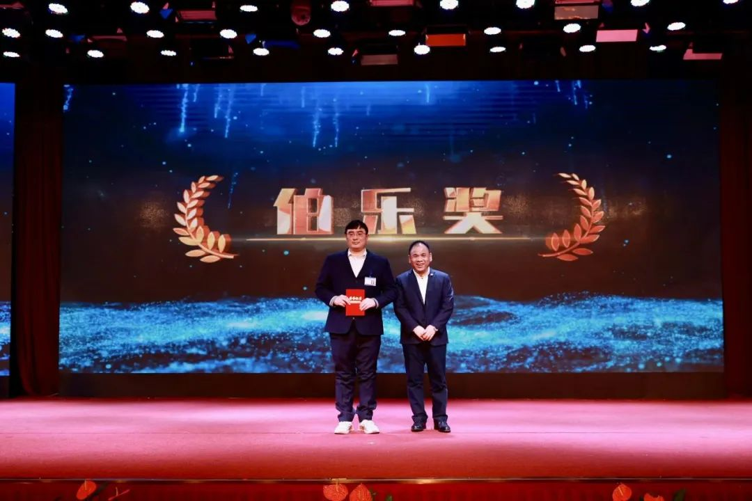 亚傅yabosports官网手机版